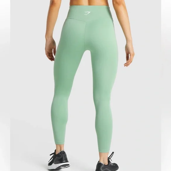 #276. Gymshark Training Leggings - Picture 4 of 16